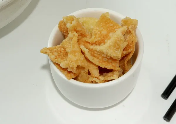 Raviolis frits au poulet