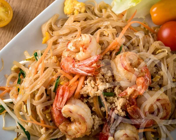 Nouilles de riz sautées aux crevettes (Pad Thaï kung)